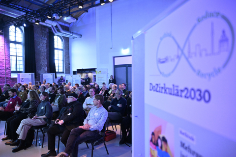 Volles Haus im Bürgerhaus Dorstfeld